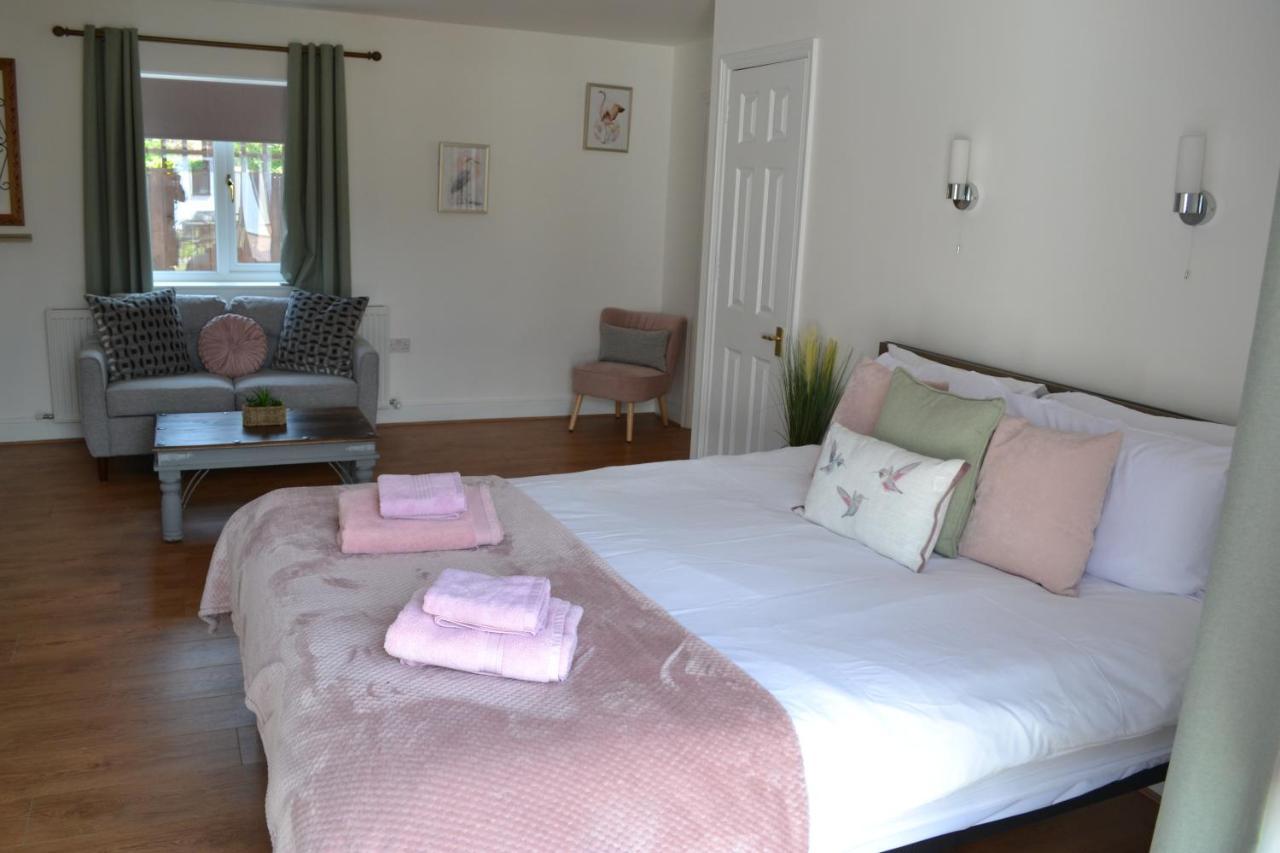 Number 1 Lytton Tree Lodge Reydon 외부 사진